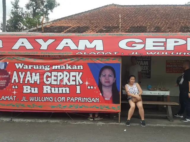 Gambar Makanan Ayam Geprek Bu Rum 18