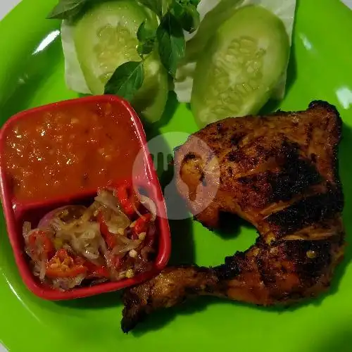 Gambar Makanan Ayam Geprek Mbok Lueng, Ubud 7