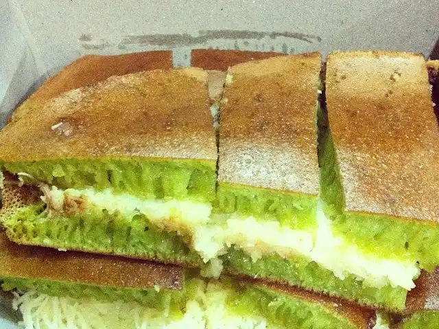 Gambar Makanan Martabak Inti Sari Capitol 7