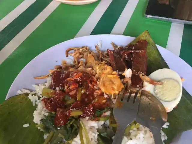 Nasi Lemak Pak Hasan Food Photo 11