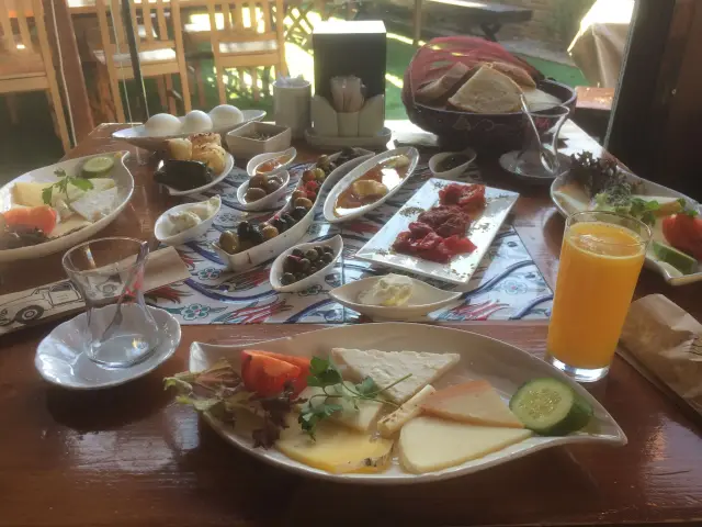 Ayanoğlu Tarz-i Kahvaltı'nin yemek ve ambiyans fotoğrafları 22