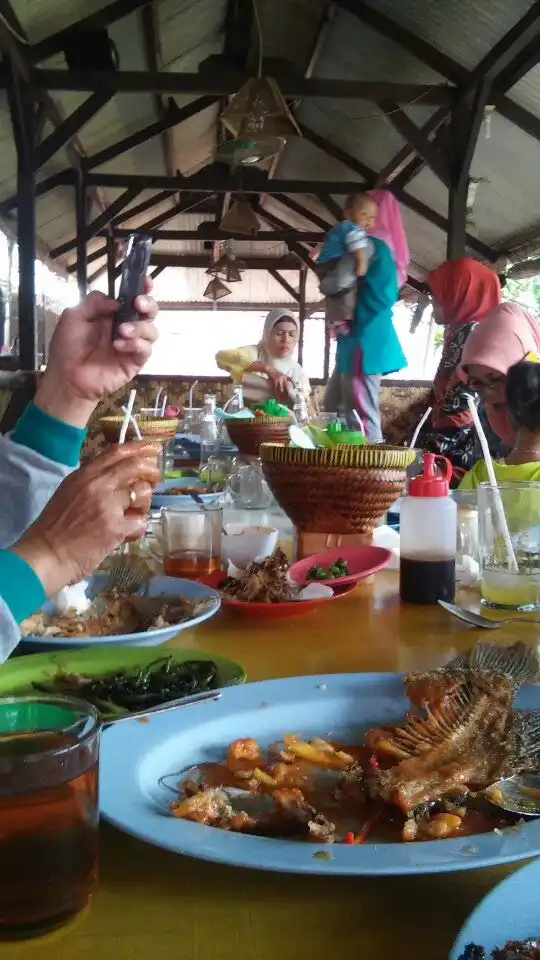 Gambar Makanan Rumah Makan Sedang Sari 4