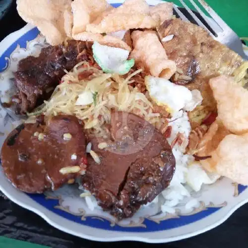 Gambar Makanan Nasi Uduk dan Nasi Kuning Ibu Ikoh, Enggal 10