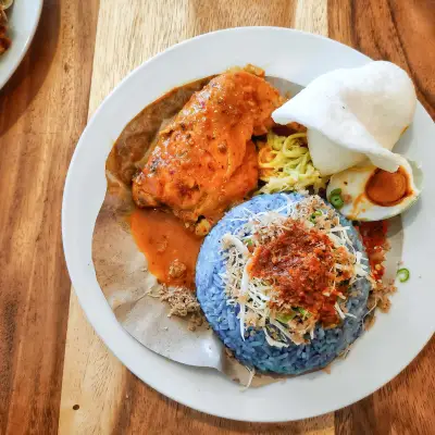 Nasi Kerabu Kambing Bakar Kg.Buruk