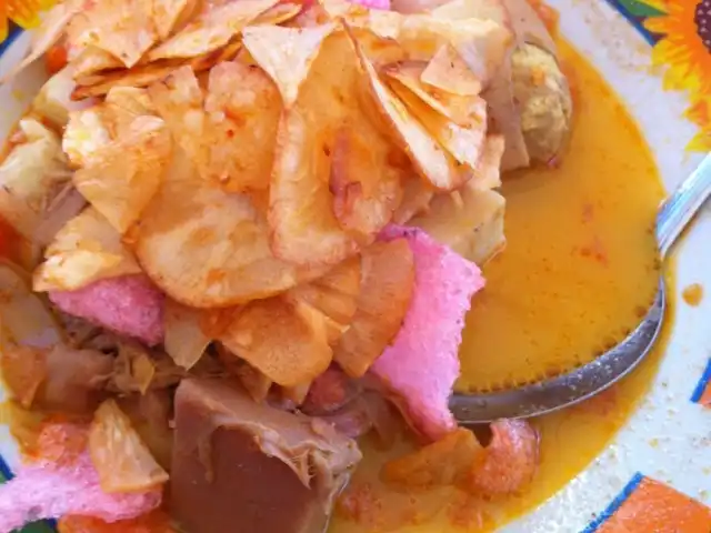 Gambar Makanan Lontong Sayur Padang Dipatiukur 15