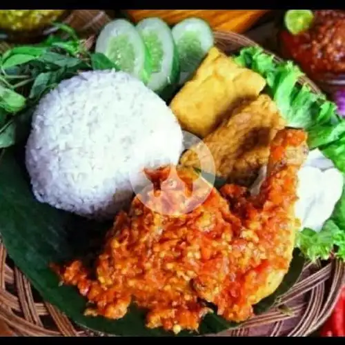 Gambar Makanan Ayam, Ikan Bakar Kecap & Pecak Lele Warung Adas Manis, Komplek Pusdiklat DK 6