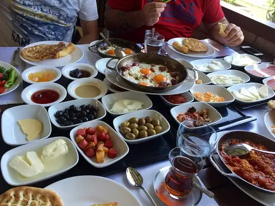 Gorkem Kilis Sofrasi'nin yemek ve ambiyans fotoğrafları 8