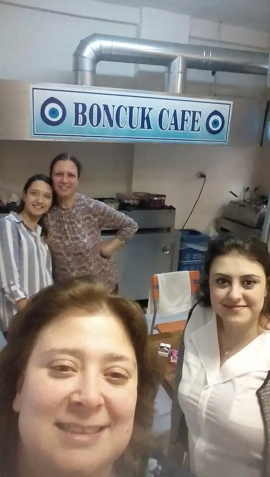 Boncuk Cafe'nin yemek ve ambiyans fotoğrafları 4