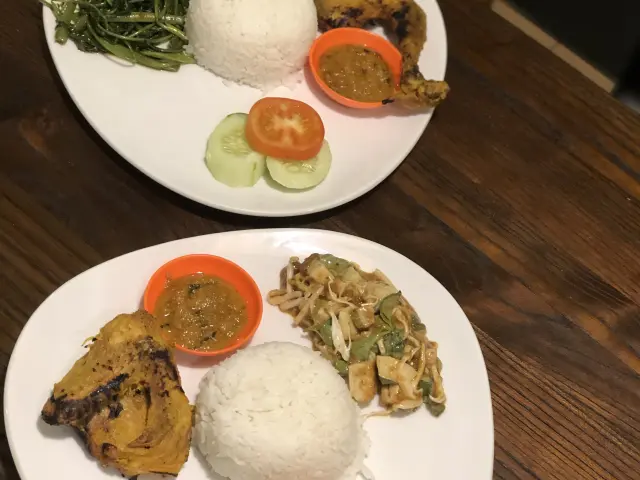 Gambar Makanan Ayam Bulungan 2