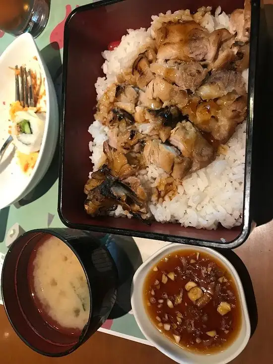 Gambar Makanan Midori Japanese Restaurant 7