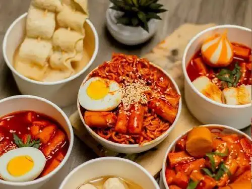 Kims Topokki Korean Food Cibinong (Kedhai Chimot), Bougenvile Raya