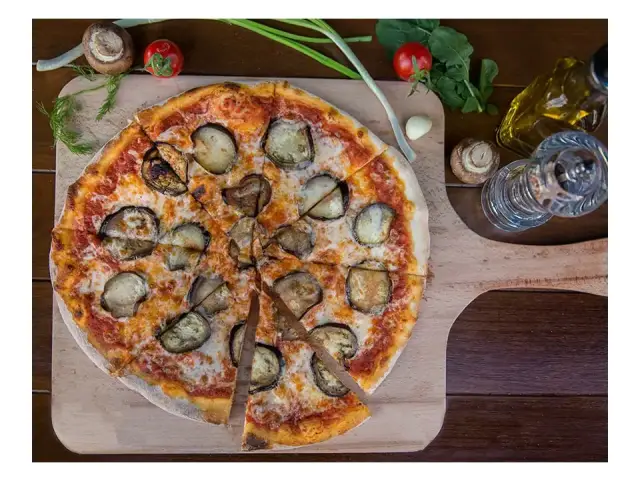 Mios Pizza'nin yemek ve ambiyans fotoğrafları 9