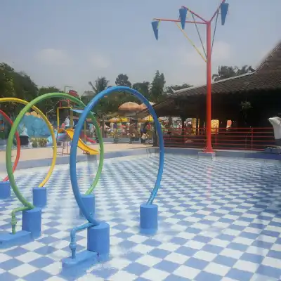Umbul sewu Resto & Swimming Pool