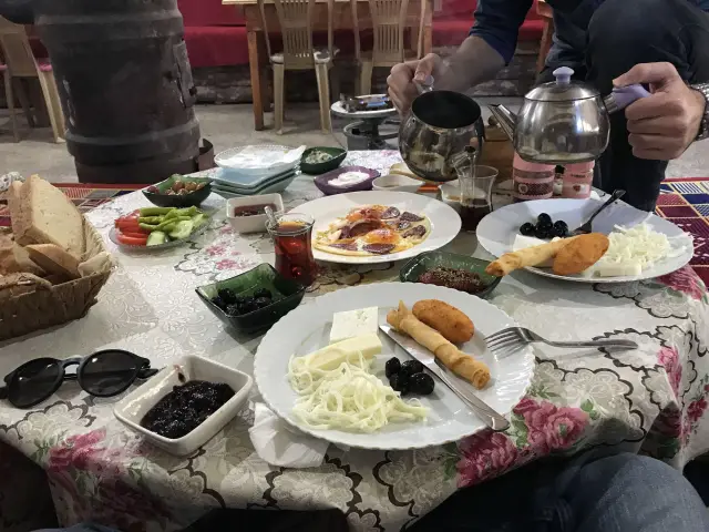 Hacı Anne'nin Yeri Gözleme Kahvaltı Evi'nin yemek ve ambiyans fotoğrafları 9