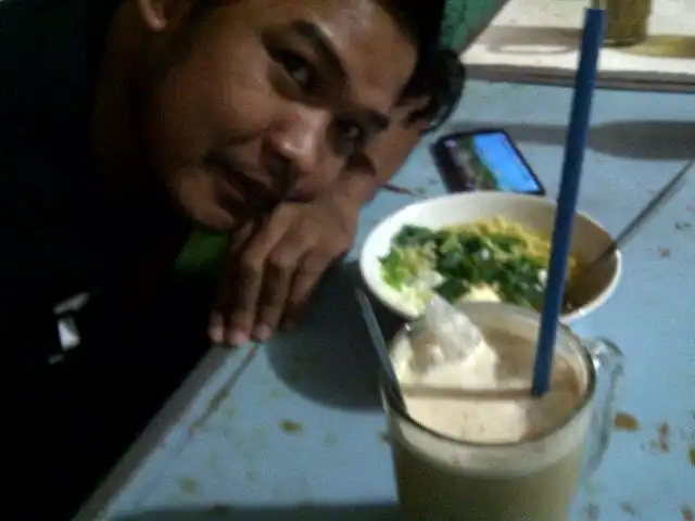 Warung Bubur Kacang Hijau (Burjo) " I W A N "