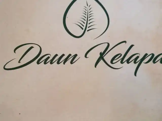 Gambar Makanan Daun Kelapa 6