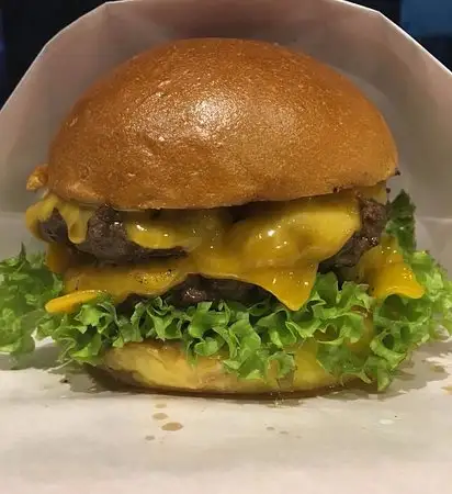 Burger on 16 Food Photo 1