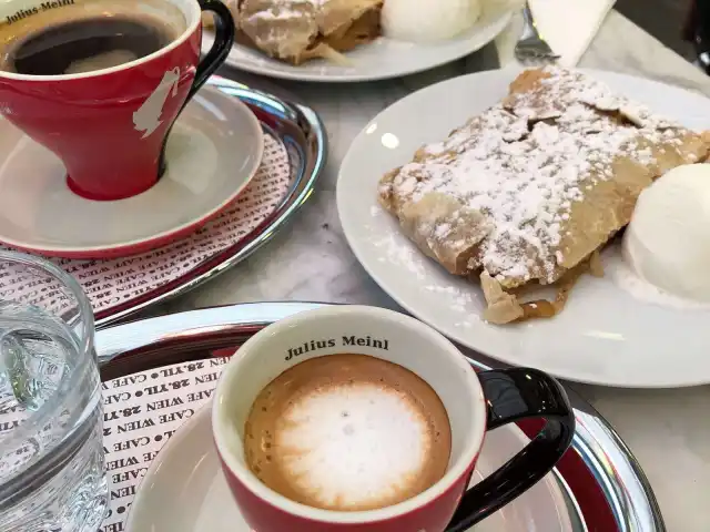 Cafe Wien'nin yemek ve ambiyans fotoğrafları 46