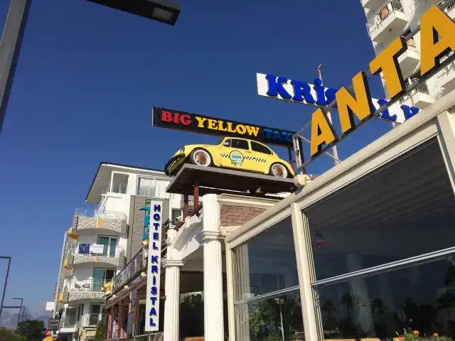 Big Yellow Taxi Benzin Cafe'nin yemek ve ambiyans fotoğrafları 4