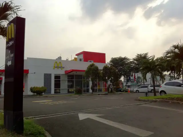 Gambar Makanan McDonald's 7