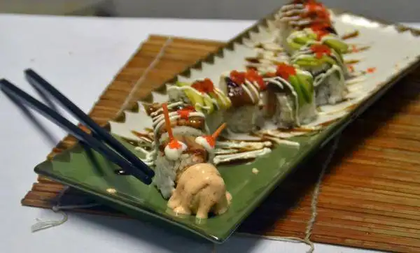 Gambar Makanan Nusantara Sushi 3