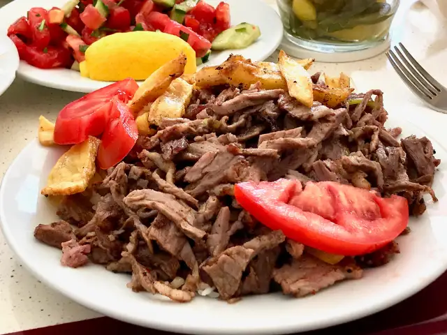 Kesimoğlu Döner & Pilav'nin yemek ve ambiyans fotoğrafları 1