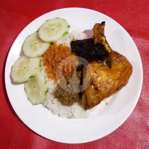 Gambar Makanan Bebek Goreng Jaya Eva Madura 15