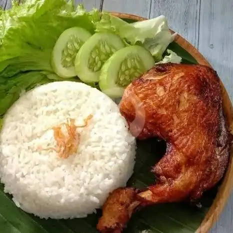 Gambar Makanan RM. Pengkolan Tante - Sukomanah 4