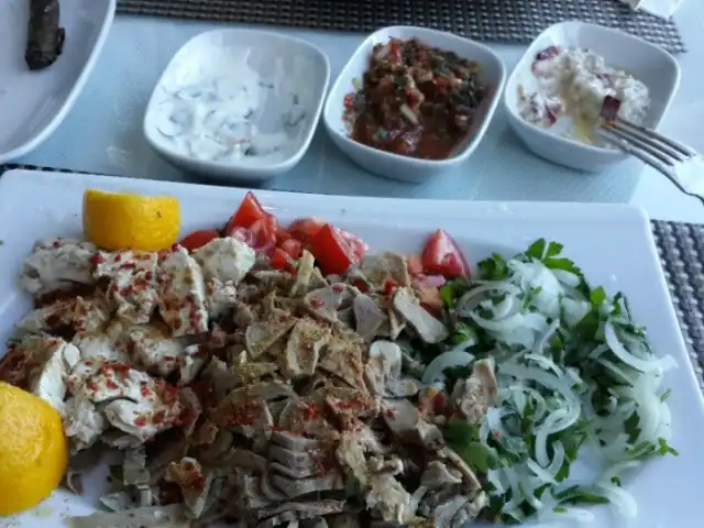 Alsancak İzmir Kelle Söğüş'nin yemek ve ambiyans fotoğrafları 5
