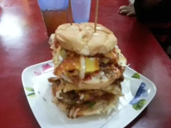 Zul's Burger