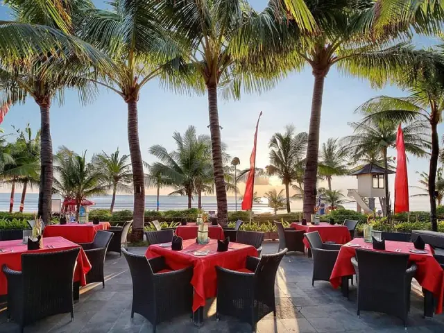 Gambar Makanan Archipelago Buffet Dinner with Balinese Dance - Legian Beach Hotel 2