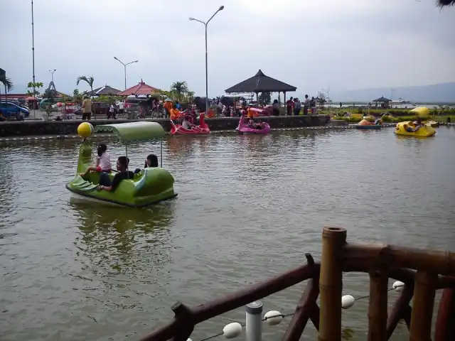 Gambar Makanan Rumah Makan Apung Kampoeng Rawa 3