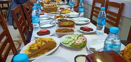 Zaiqa Pakistani Restaurant Istanbul'nin yemek ve ambiyans fotoğrafları 1