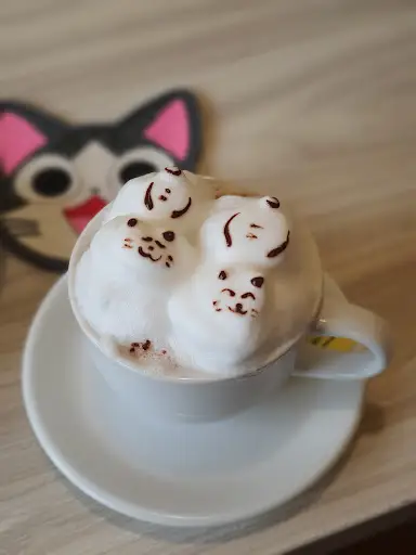Gambar Makanan Kopi Cat Cafe by Groovy - Kemang 6
