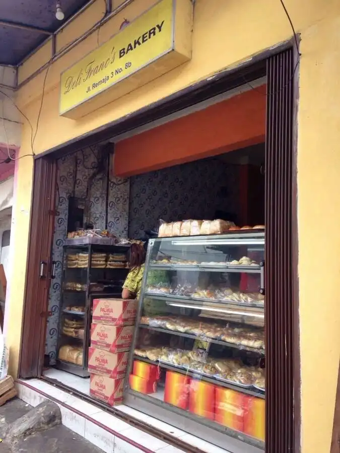 Deli Franc's Bakery