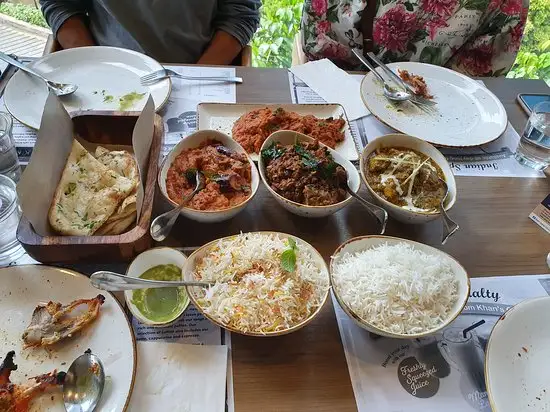 Khan's Indian Cuisine Food Photo 2