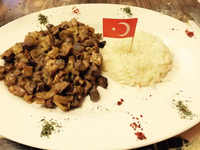Güler Osmanlı Mutfağı'nin yemek ve ambiyans fotoğrafları 48