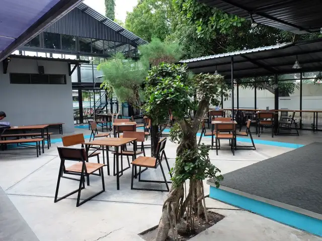 Gambar Makanan Jomo Coffee Eatery 16