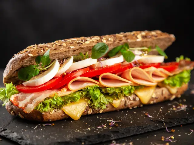 Timsah Sandviç Dünyası'nin yemek ve ambiyans fotoğrafları 1