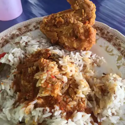 Gerai Nasi Lemak Ayam Goreng KFC