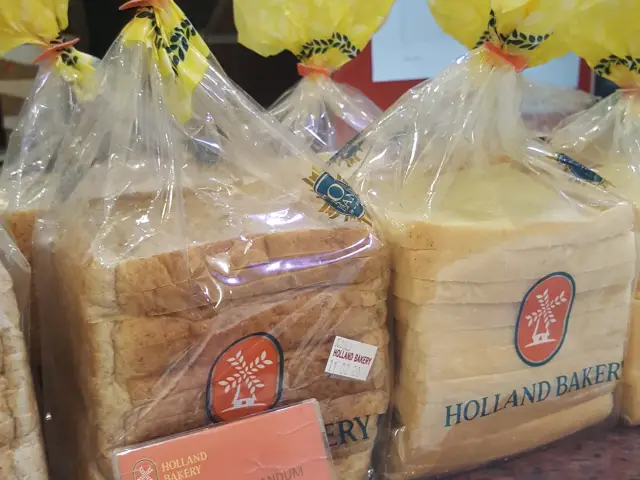 Gambar Makanan HollandBakery 17