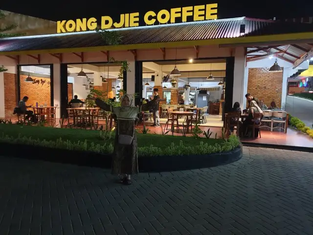 Gambar Makanan Kong Djie Coffee And Resto 3