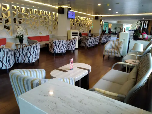 Gambar Makanan Katulampa Lounge & Bar - Aston Bogor Hotel & Resort 3