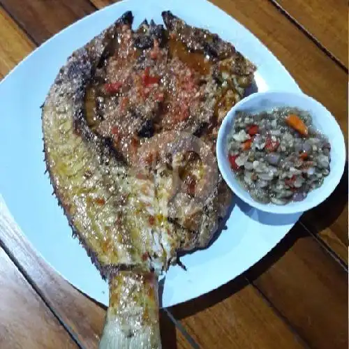 Gambar Makanan Warung Ikan Bakar Gerut, Serangan 3