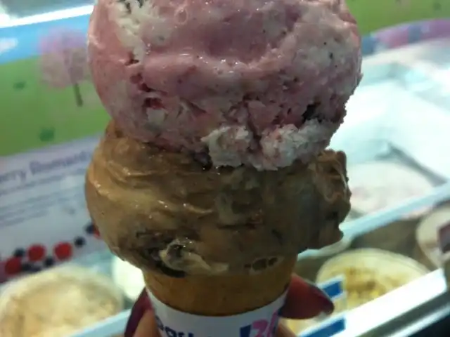 Baskin-Robbins Food Photo 4