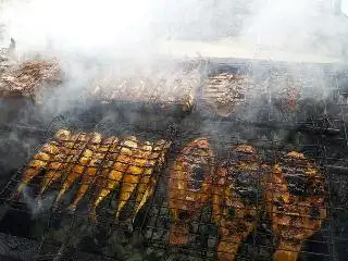 Kedai Kak Chak (sebelah petronas bt3 tandop)