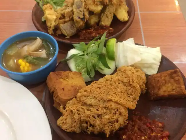 Gambar Makanan Bengkel Penyet 7