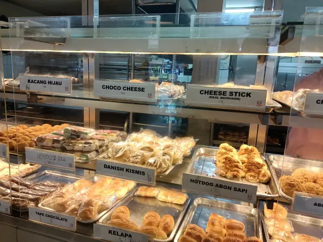 Gambar Makanan Suisse Bakery 3