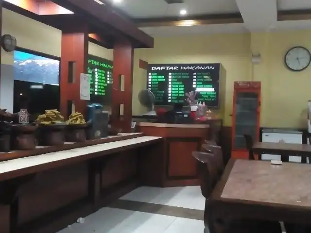 Gambar Makanan RM Ampera Cikopo 3