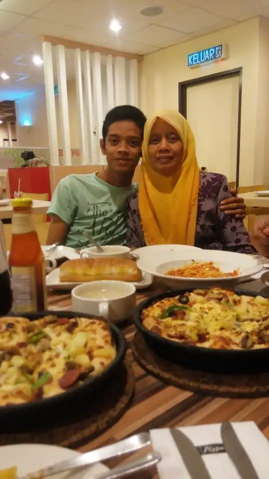 Pizza Hut Port Dickson Food Photo 5